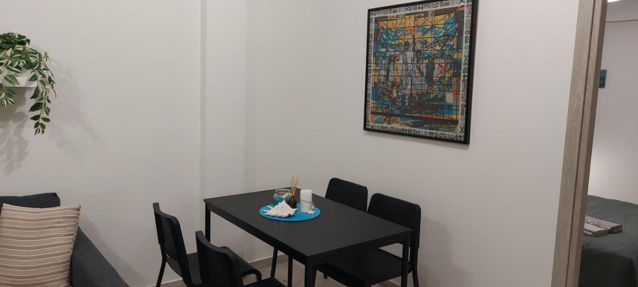 Kristy Apartamento Loútsa Exterior foto